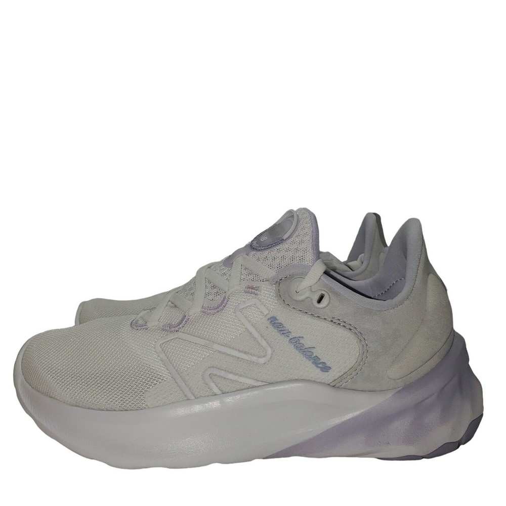 New Balance Women's Grey White Lavender Fresh Foam Roav v2, Size 7.5